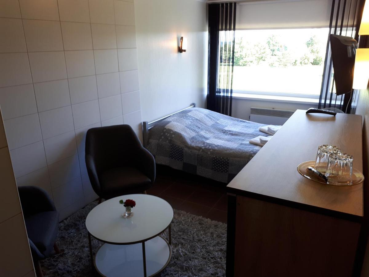 Sorve Guest House Сальме Экстерьер фото
