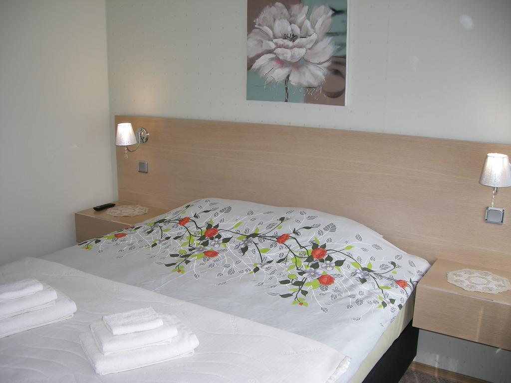Sorve Guest House Сальме Экстерьер фото